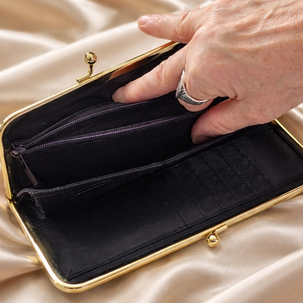 Elegant Vintage Gold Glitter Vintage Wallet - Picture 2 of 14